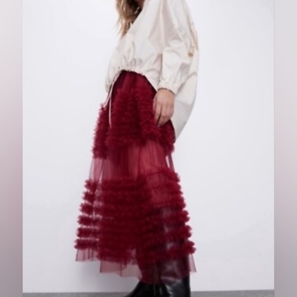 Zara Tulle Ruffled Midi Skirt - L